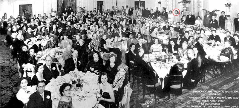 Yogananda at the banquet where he recited My India.