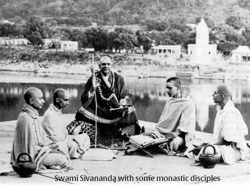 Swami Sivananda and some monastic disciples